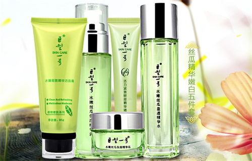 晨鐘巨型一號(hào)化妝品與店鋪裝修設(shè)計(jì) 提升品牌形象與用戶(hù)體驗(yàn)